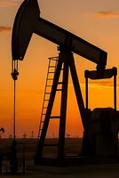 Oil prices tumble nearly 6% on renewed hopes for US-Iran deal 