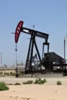 Oil Advances as Iran Tensions Persist