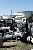 The oil pipelines that could decide the Iran war