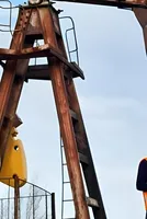 Oil prices hit lowest since early March as Iran deal boosts supply outlook