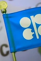 Oil Rises as Iran Deal Optimism Fades