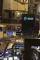 $1B Bet On Falling Oil Prices Pre-Ceasefire Now Under Investigation