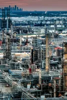 Goldman Warns Oil Could Hit $120 as Middle East War Drags On