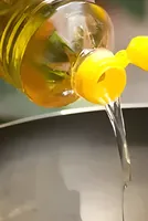 India oilmeal exports hit by US-Iran conflict, Red Sea disruptions