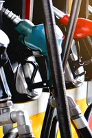 U.S. Gas Prices Top $4 as Middle East Conflict Disrupts Supply