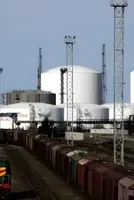 Taking a stock: Amid oil volatility, India and others keep reserves steady