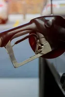 Strait of Hormuz Fears Send California Gas Past $6 a Gallon