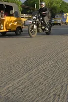 Chennai Roadworks Freeze Raises Commuter Risks