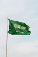Saudi Oil Exports Rebound at Hormuz While East-West Pipeline Remains Offline