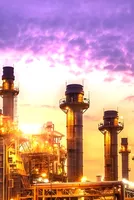 Valero Shuts Major Refinery After Explosion as Fuel Markets Tighten