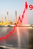 Trump Reimposes Iran Naval Blockade, Oil Prices Surge Over 9%; Formosa Petrochemical Rallies Against Market Rout 