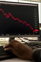 Sensex Sheds 300 Points From Intraday High as Brent Crude Spike Rattles Mumbai
