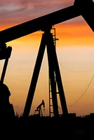 Crude futures drop ₹138 on weak global cues, demand concerns