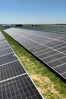 Boom time for Chinese solar makers as Middle East oil crisis drives demand 