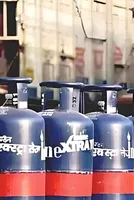 OMCs absorbing ?550 Crore daily losses from petrol, diesel, LPG amid conflict-led disruptions: Government
