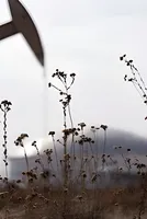 US raises 2027 oil output forecast after prices soar on Iran War