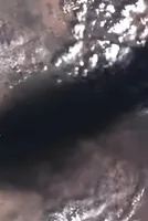 Gulf oil threatened anew as Houthis reach key island and pipeline is shut down