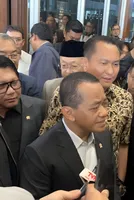 Bahlil Assures National Electricity Grid of Sufficient Coal Production Quota Despite Regional Outages 