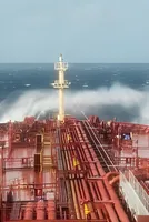 Moscow Reroutes Oil to China on Largest Vessels After India Slowdown