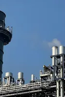 Russia Says Fuel Crisis Is Easing as Refineries Restart