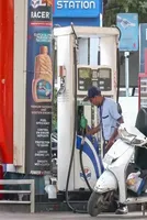 India's average crude oil basket price falls to $77.6/bbl in July from $114.5 in April: Govt