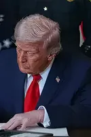 Trump bragged about low gas prices. The Iran conflict has him doing an about-face