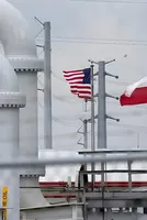 US energy exports hit record high in 2025, net exports surge 20%, imports decline 5%: EIA 