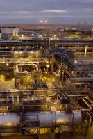 Saudi Aramco Shuts 400,000-Bpd Refinery After Houthi Strike
