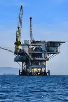 Oil Stuck Between Middle East Escalation and Russia-Ukraine Energy Truce
