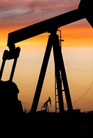 Crude falls 2% on profit booking; Brent near $100