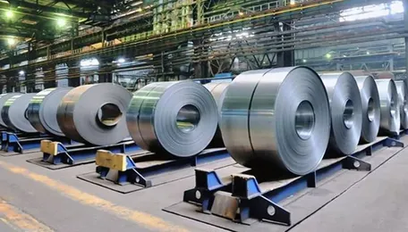 Steel trade dips on expectations of price cuts