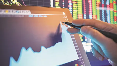 Stocks picks, Feb 10: Kotak Sec recommends JSW Steel, Acutaas Chemicals