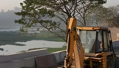 Pune Riverfront Project Draws Scrutiny Over Flood Safety
