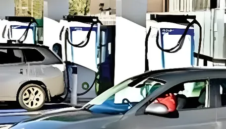 Hyderabad Earns National Recognition In EV Promotion, Eco-Friendly Fuel Use 