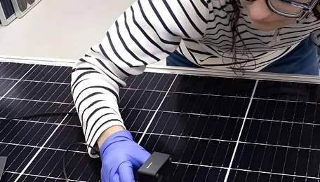 Solar industry cost-cutting sparks record wave of spontaneous glass breakage