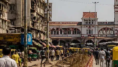 Kalupur Railway Station Redevelopment Brings 17 Property Removals
