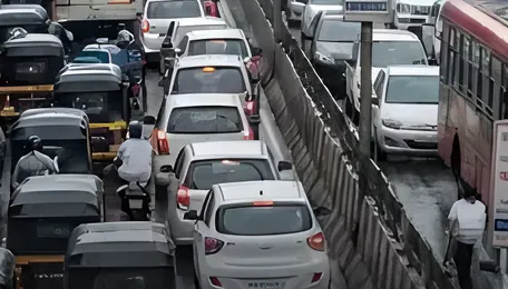 Pune Has 7 Lakh Illegal Old Vehicles On Roads