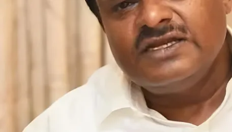 Kumaraswamy urges auto industry to invest in EV technologies, batteries and hydrogen 