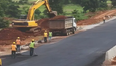 Centre approves Rs 989 cr for 39 road projects in Keralam 
