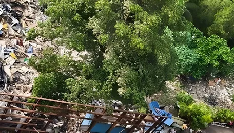 BMC Clears 42 Illegal Slum Structures At SVP Nagar For Yari Bridge Project