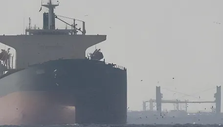 Gas tankers sail through Hormuz to India, most ships still stuck, data shows 
