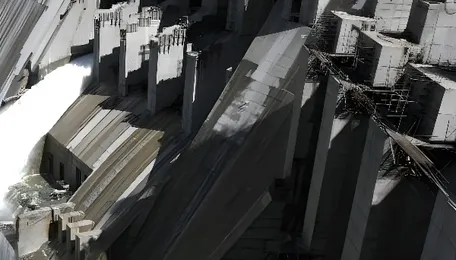 BPCL eyes to pick 20-25% stake in hydropower projects in renewable push 