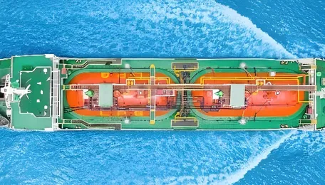 Tanker Carrying Iraqi Oil Crosses Hormuz