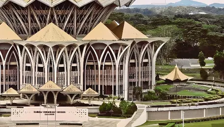 Sarawak attracts RM106b investment, boosts manufacturing and exports 