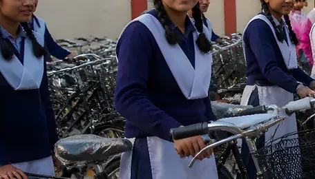 Delhi’s Bicycle Scheme Exposes the Mobility Gap Facing Schoolgirls