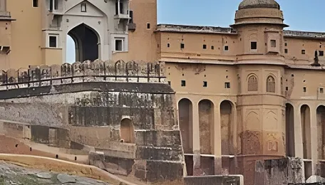 Jaipur Heritage Review Raises Urban Planning Concerns