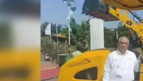 Mahindra Launches COMPAX Mini Compactor At EXCON Bangalore For Road Construction