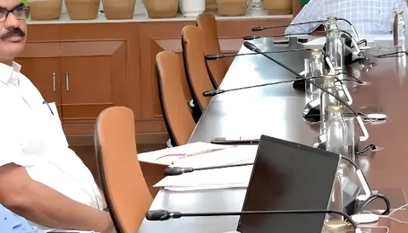 Sanjay Jaju Reviews Hyderabad Metro Rail Progress 