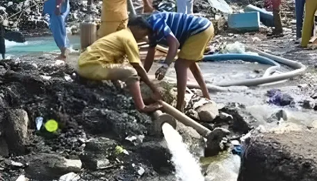 Mumbai Water Main Failure Disrupts Supply Across Khar Bandra Pockets