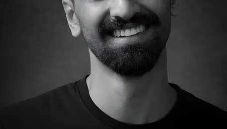 Hydra EZ, the Tesla of EV Scooters in India Has Arrived 